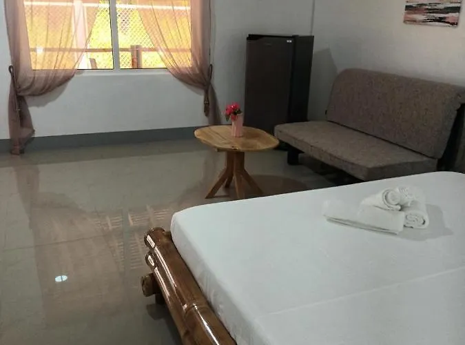 Lodge Skott's Comfy Santa Fe (Cebu)