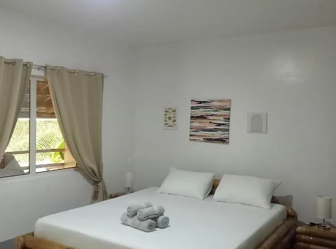 Lodge Skott's Comfy Santa Fe (Cebu)