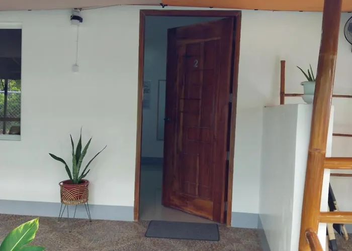 Skott's Comfy Santa Fe (Cebu)